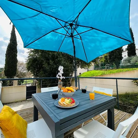 La Dolce-vita-clim-terrasse * ニーム